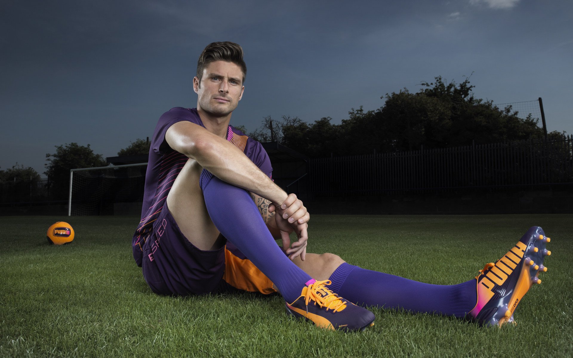 德罗赞的沉默与尖叫，当总决赛之夜被一个中距离撕开